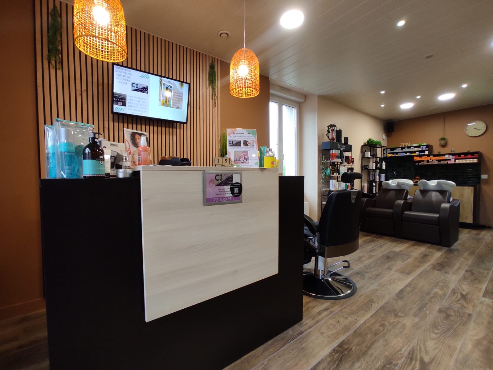 Cécynatur-Cécile-BOBILLIER-MONNOT- Décoratrice-Décoration-intérieur-Professionnels-Ciz'coiffure 3